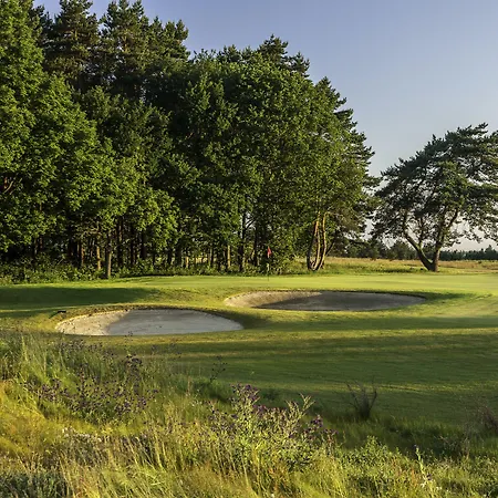 Dorint Baltic Hills Usedom فندق